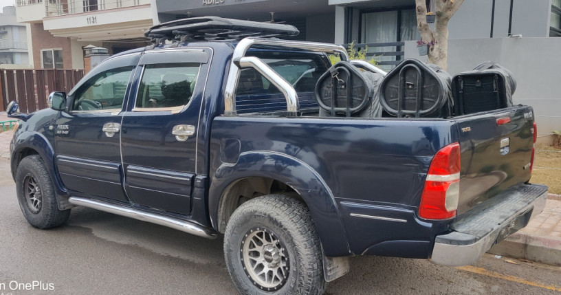 toyota-hilux-invincible-vigo-big-7