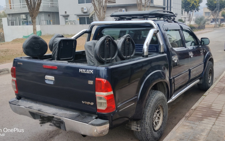 toyota-hilux-invincible-vigo-big-4