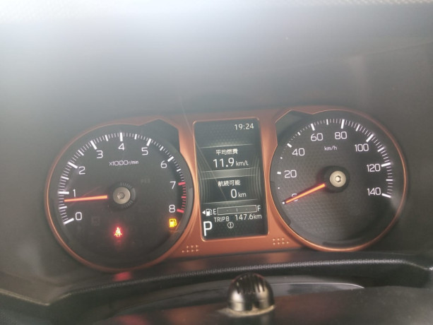 daihatsu-taft-big-5