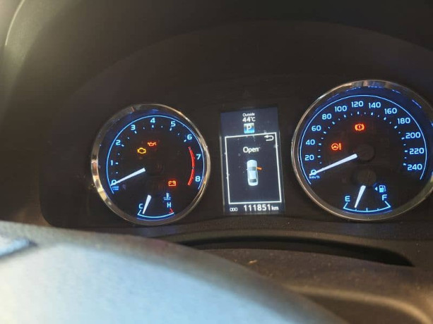 toyota-corolla-altis-2022-big-5