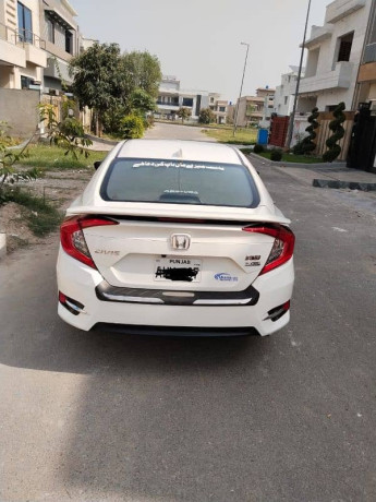 honda-civic-rs-2021-big-7