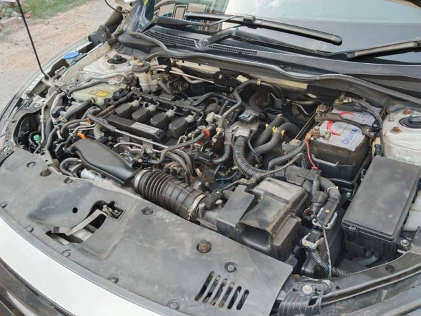 honda-civic-rs-2021-big-13