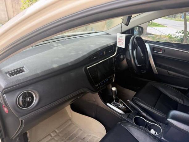 toyota-altis-grande-2021-black-interior-total-original-paint-1st-owner-big-4