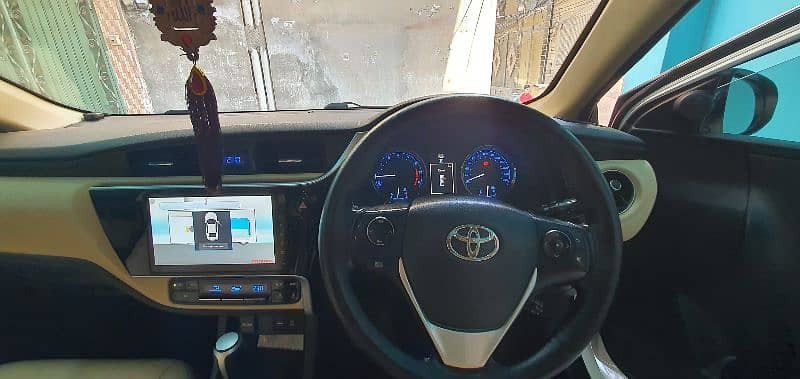 toyota-altis-grande-2017-new-shape-big-14