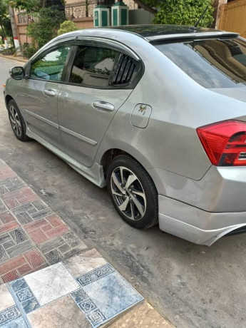 honda-city-ivtec-prosmatec-2018-big-9