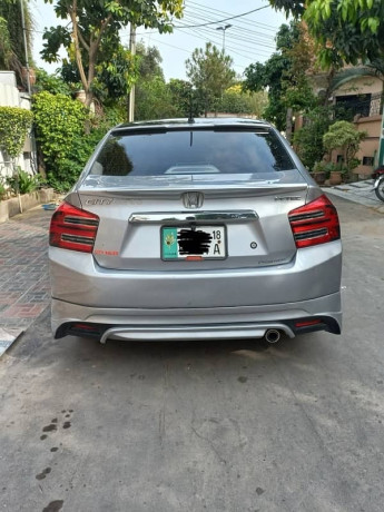 honda-city-ivtec-prosmatec-2018-big-1