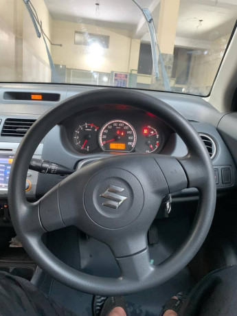 suzuki-swift-2014-big-7