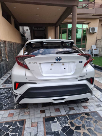 toyota-c-hr-g-led-nero-edition-big-4