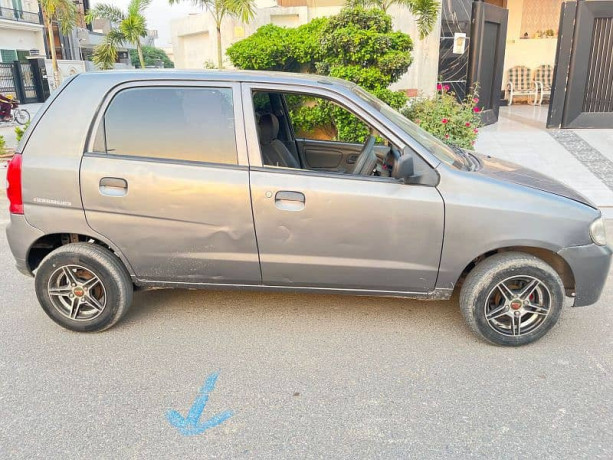 suzuki-alto-2012-big-2