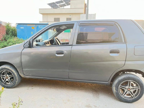 suzuki-alto-2012-big-1