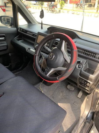 mazda-flair-2018-big-7