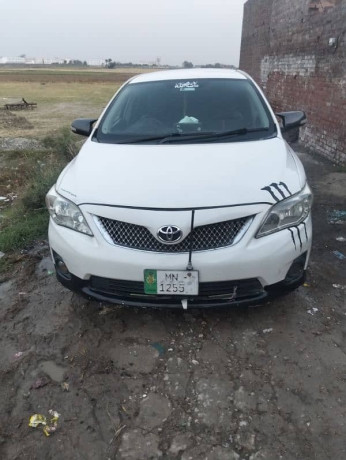 toyota-corolla-xli-2010-big-3