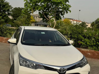 toyota-corolla-altis-x-16