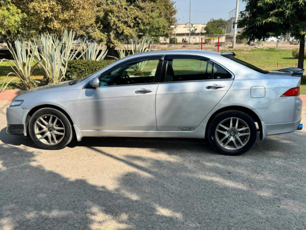 honda-accord-cl7-big-5