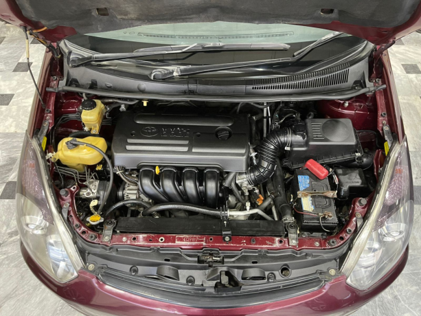 toyta-wish-aero-sports-with-sun-roof-big-2
