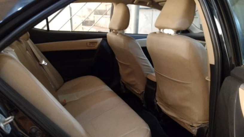 toyota-corolla-altis-2020-model-big-10