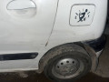 hyundai-santro-executive-2004-small-9