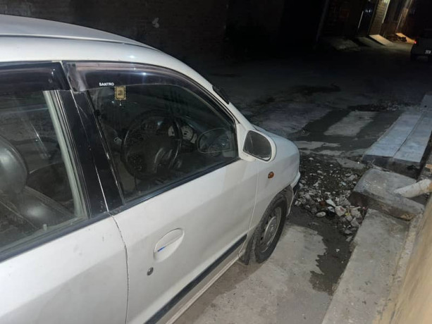 hyundai-santro-executive-2004-big-5