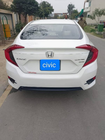 honda-civic-vti-oriel-prosmatec-2017-big-1