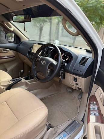 toyota-hilux-2016-big-8