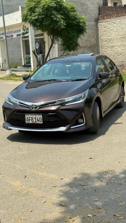 toyota-altis-grande-2021-big-1