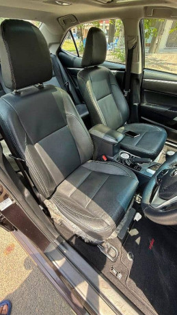 toyota-altis-grande-2021-big-6