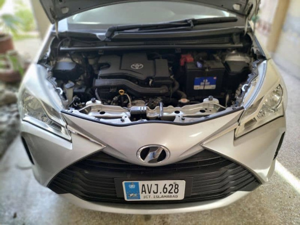 toyota-vitz-2018-big-1