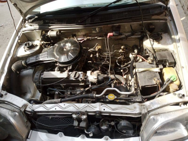 suzuki-cultus-vxr-2004-big-1