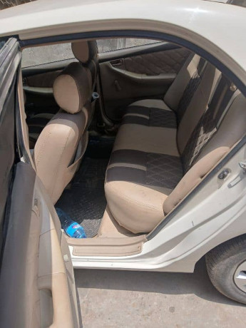 toyota-corolla-20-d-2007-big-7
