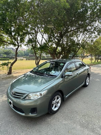toyota-corolla-gli-2012-16-automatic-big-4