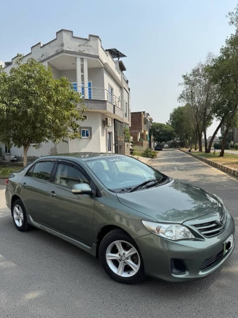 toyota-corolla-gli-2012-16-automatic-big-6