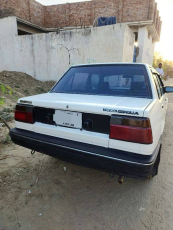 toyota-corolla-1986-big-9