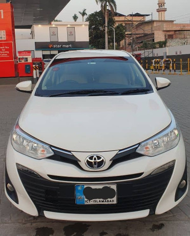 toyota-yaris-2021-big-1