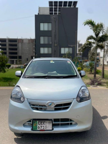 daihatsu-mira-2012-big-7