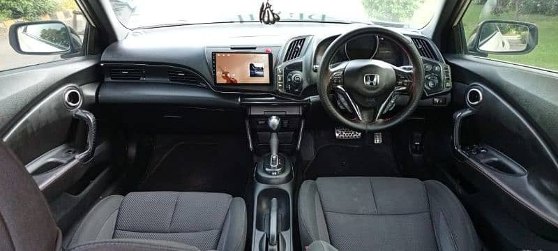 honda-cr-z-2012-big-16
