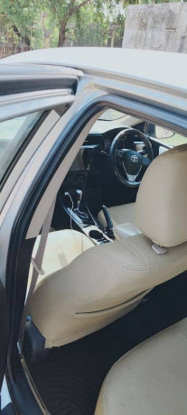 toyota-altis-grande-2015-big-7