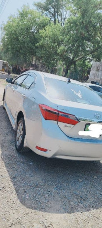 toyota-altis-grande-2015-big-5