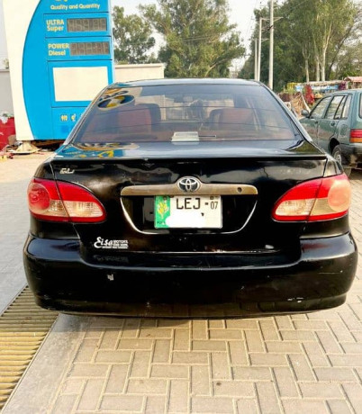 toyota-corolla-gli-2007-big-2