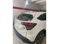 honda-vezel-2019-small-11