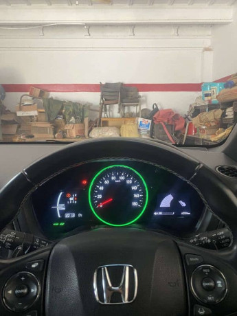 honda-vezel-2019-big-15