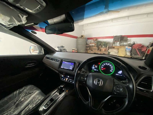 honda-vezel-2019-big-14