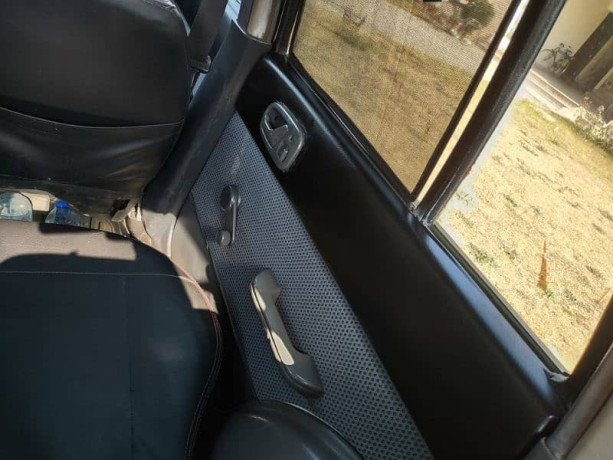 suzuki-cultus-vxr-2007-big-9
