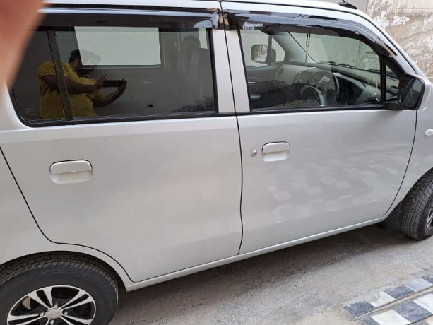 suzuki-wagon-r-2015-vxl-big-8