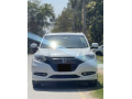 honda-vezel-z-sensing-small-3