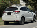 honda-vezel-z-sensing-small-2