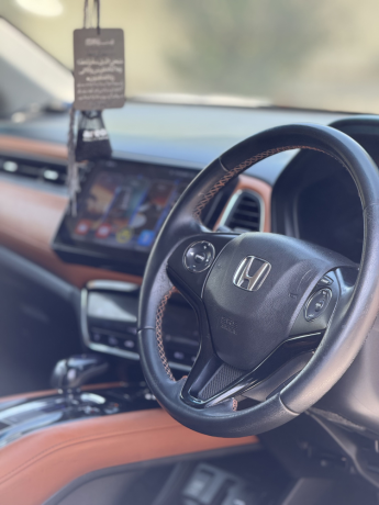 honda-vezel-z-sensing-big-8