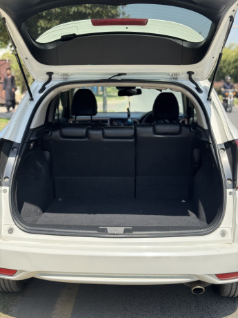 honda-vezel-z-sensing-big-7