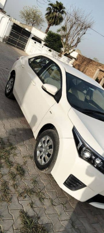 toyota-corolla-gli-2017-very-good-condition-one-my-name-big-3
