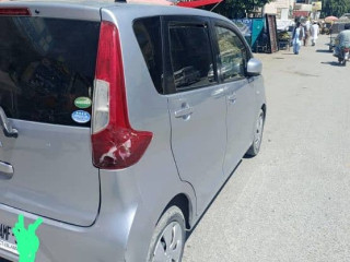 mitsubishi-ek-wagon-2016
