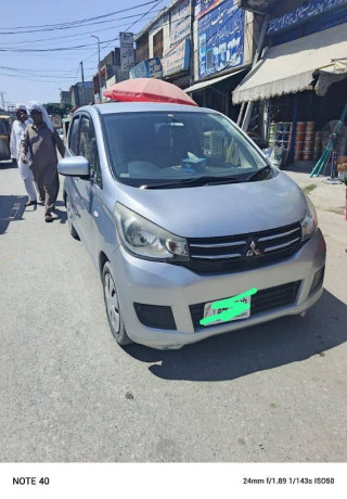 mitsubishi-ek-wagon-2016-big-1
